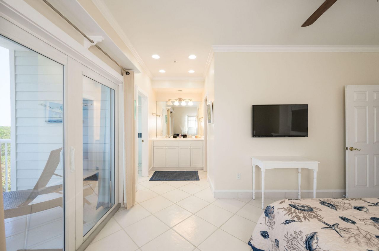 5960 Peninsular Avenue, Unit 101, Stock Island, FL 33040 Photo