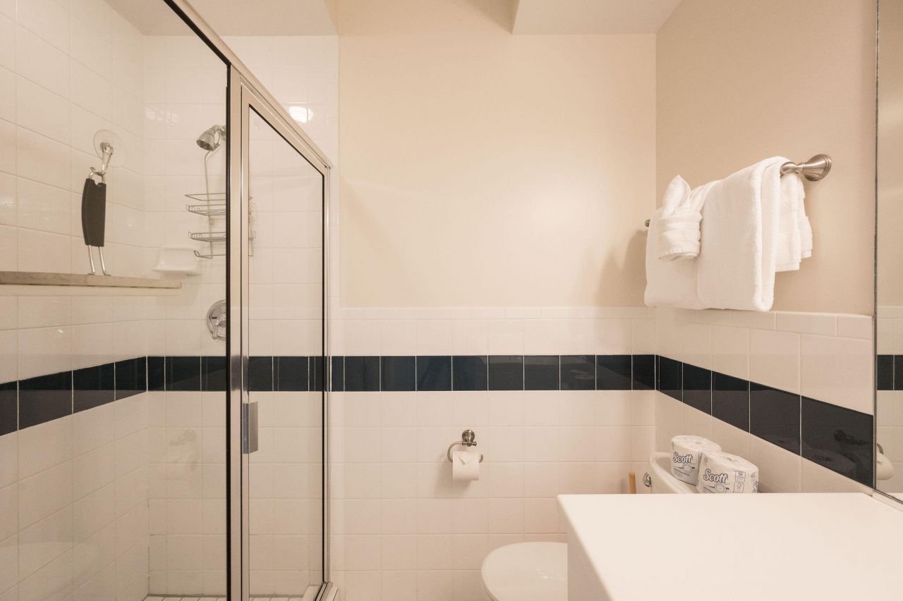 5960 Peninsular Avenue, Unit 101, Stock Island, FL 33040 Photo