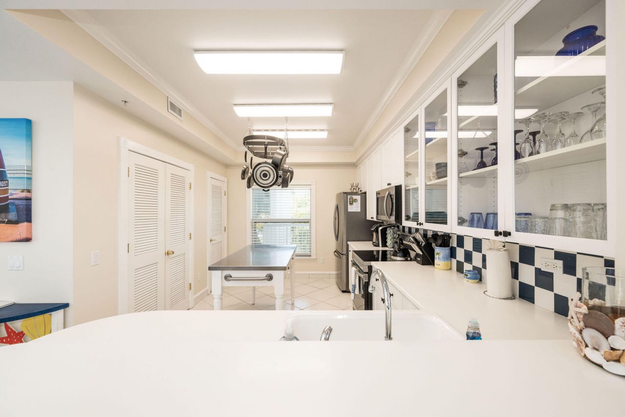 5960 Peninsular Avenue, Unit 101, Stock Island, FL 33040 Photo