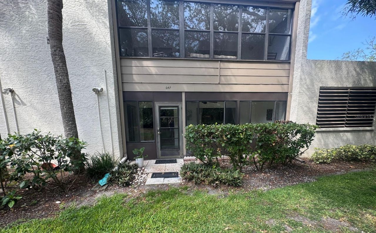 647 Woodlawn Drive, Unit 647, Bradenton, FL 34210 Photo