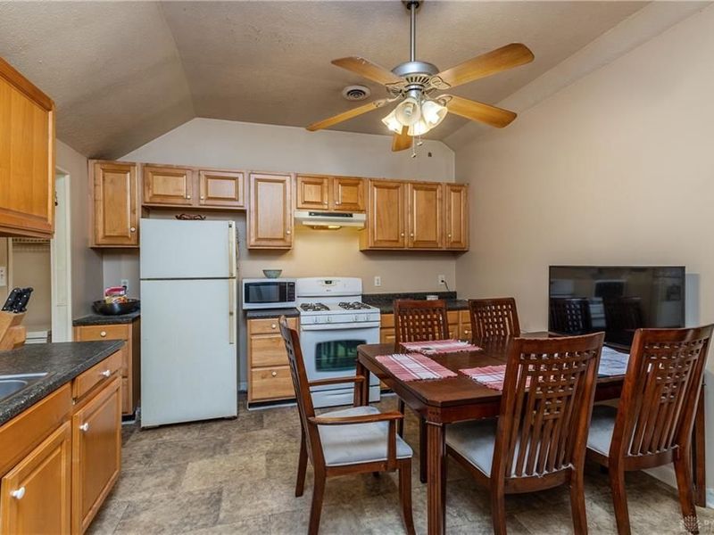 175 S Walnut Street, Germantown, OH 45327 Photo 5