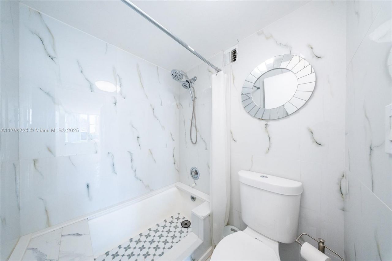 500 Three Islands Blvd, Unit 801, Hallandale Beach, FL 33009 Photo