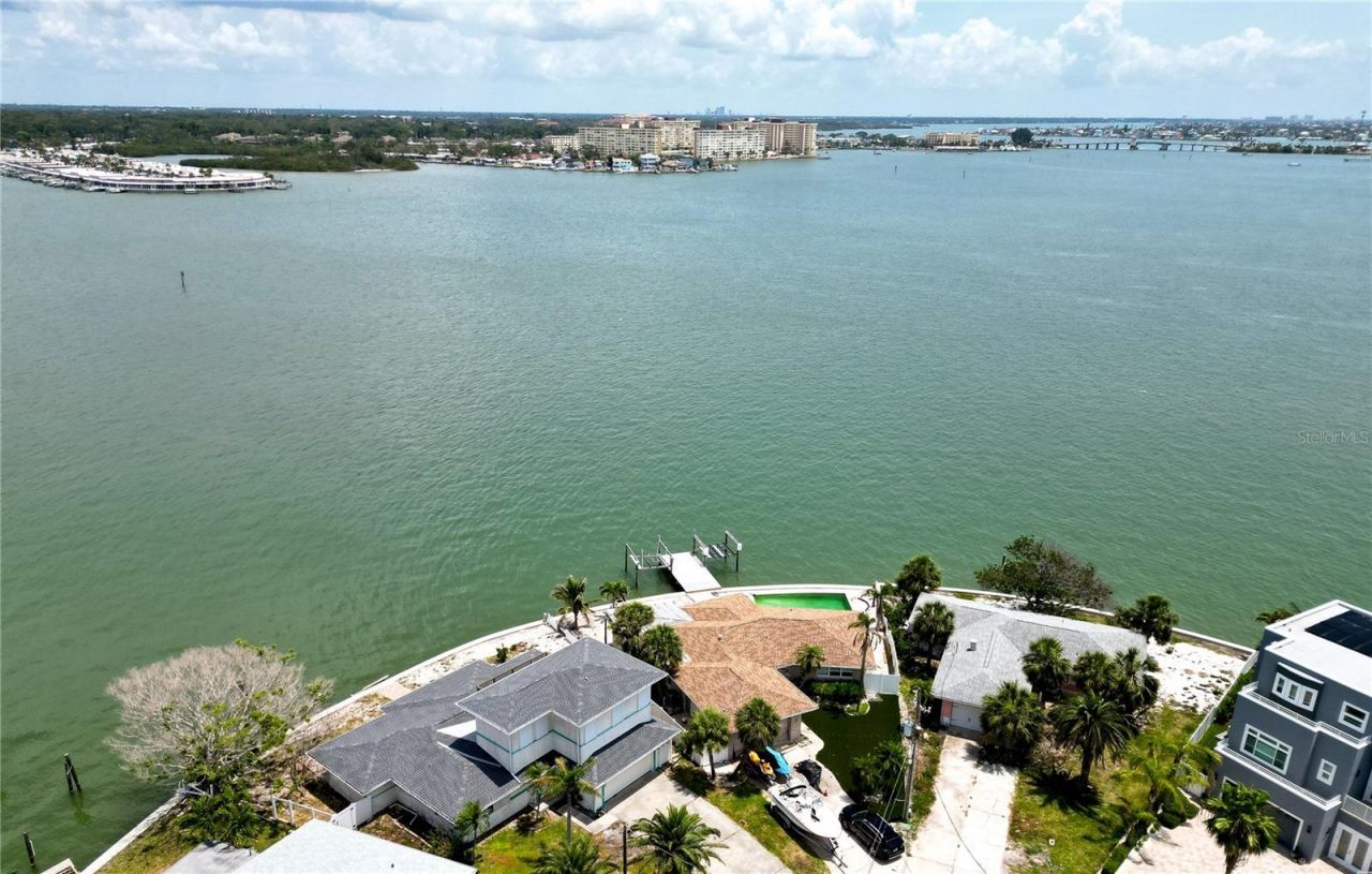 16003 5th Street E, Redington Beach, FL 33708 Photo