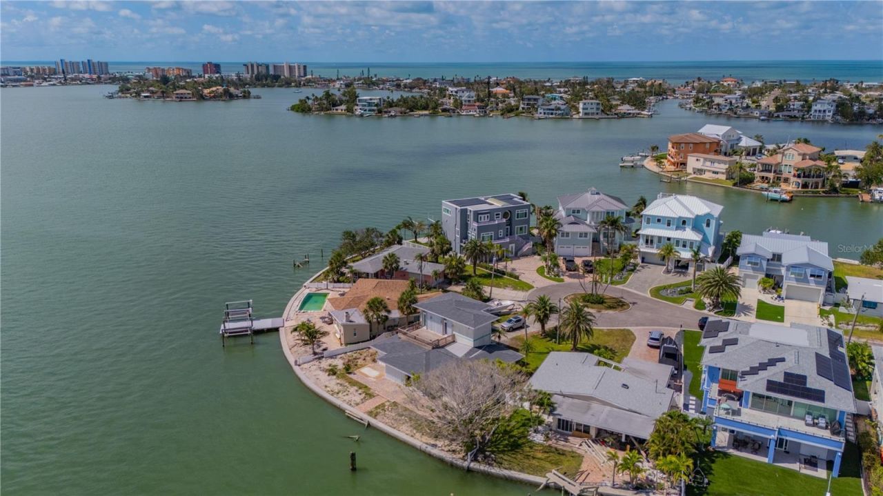 16003 5th Street E, Redington Beach, FL 33708 Photo