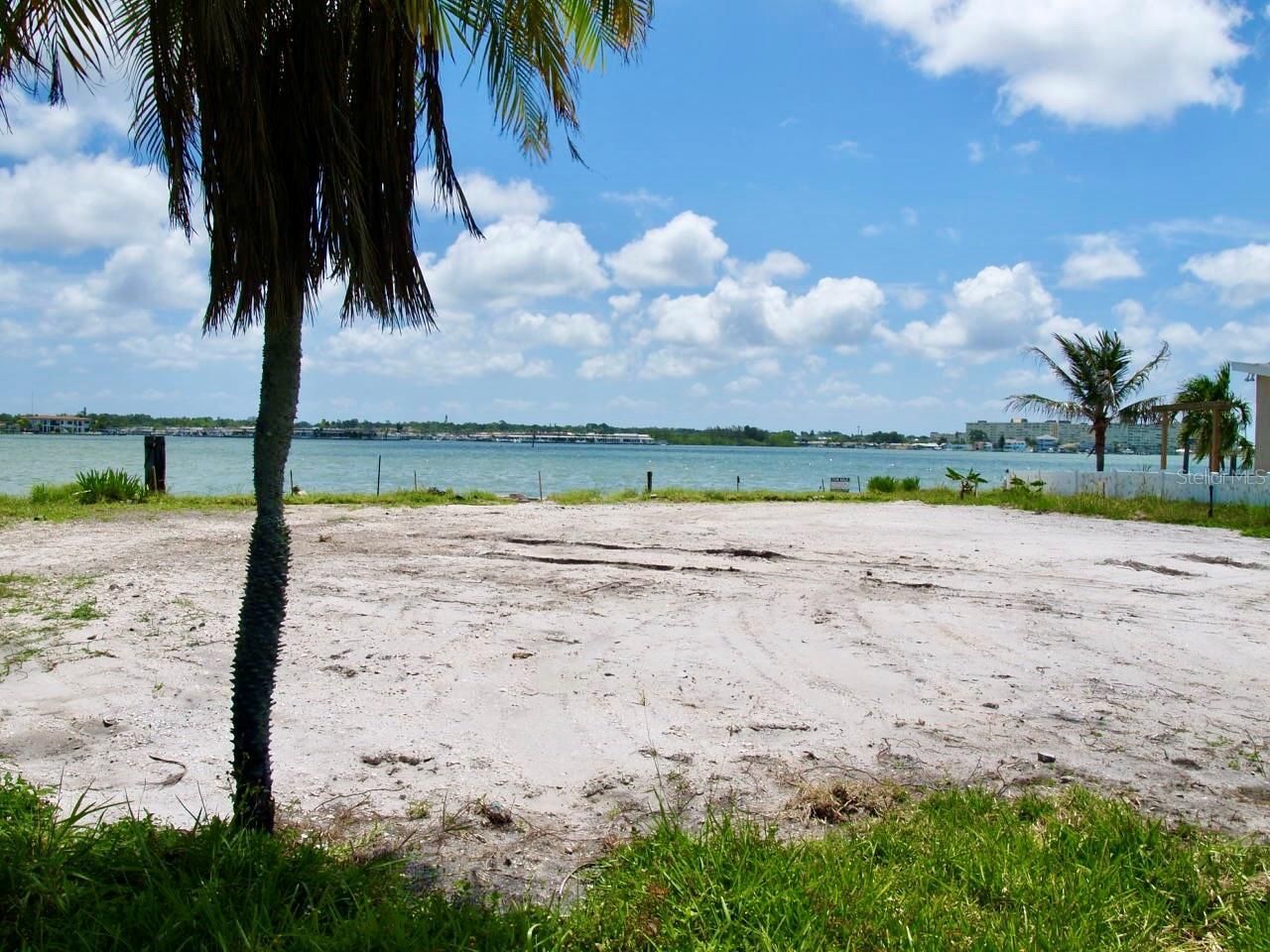 16003 5th Street E, Redington Beach, FL 33708 Photo