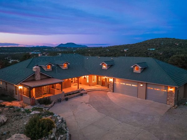 112 SEDILLO CANYON Road, Tijeras, NM 87059