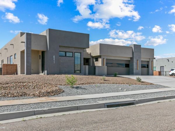 6511 VISTA DEL PRADO, Albuquerque, NM 87120