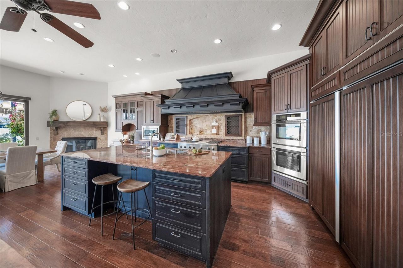 3576 San Remo Terrace, Sarasota, FL 34239 Photo