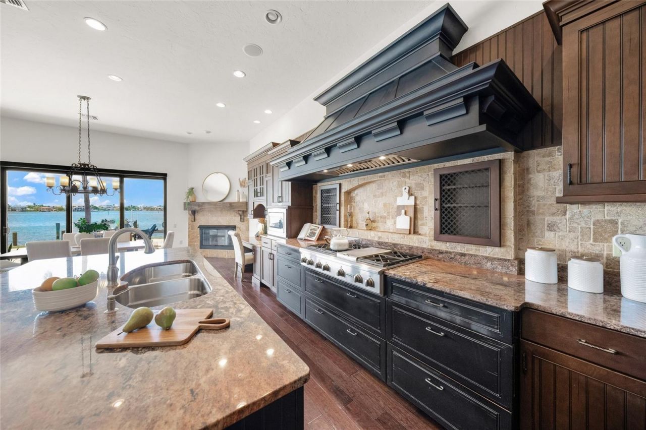 3576 San Remo Terrace, Sarasota, FL 34239 Photo