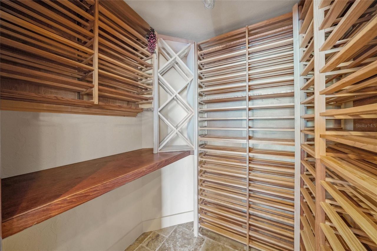 3576 San Remo Terrace, Sarasota, FL 34239 Photo