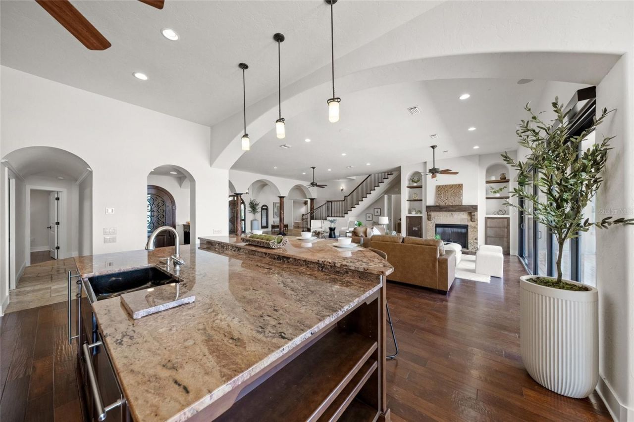 3576 San Remo Terrace, Sarasota, FL 34239 Photo