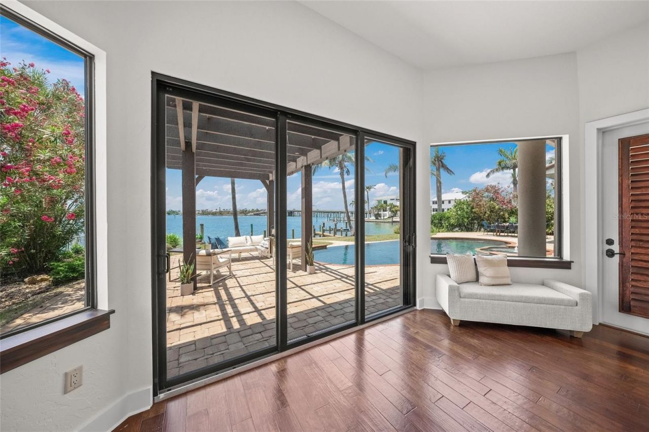 3576 San Remo Terrace, Sarasota, FL 34239 Photo