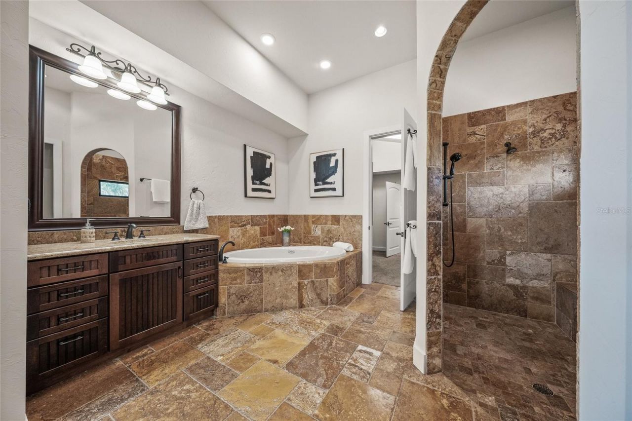 3576 San Remo Terrace, Sarasota, FL 34239 Photo