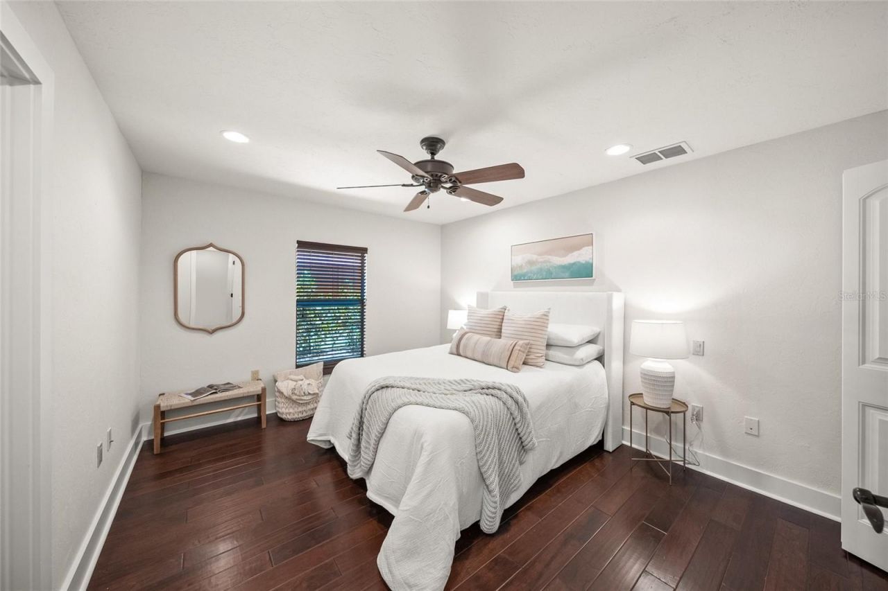 3576 San Remo Terrace, Sarasota, FL 34239 Photo