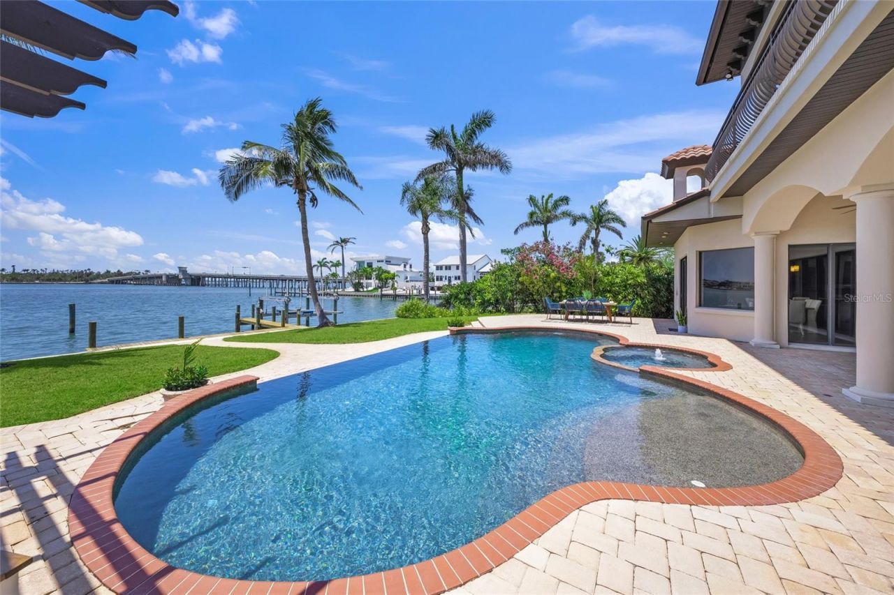 3576 San Remo Terrace, Sarasota, FL 34239 Photo