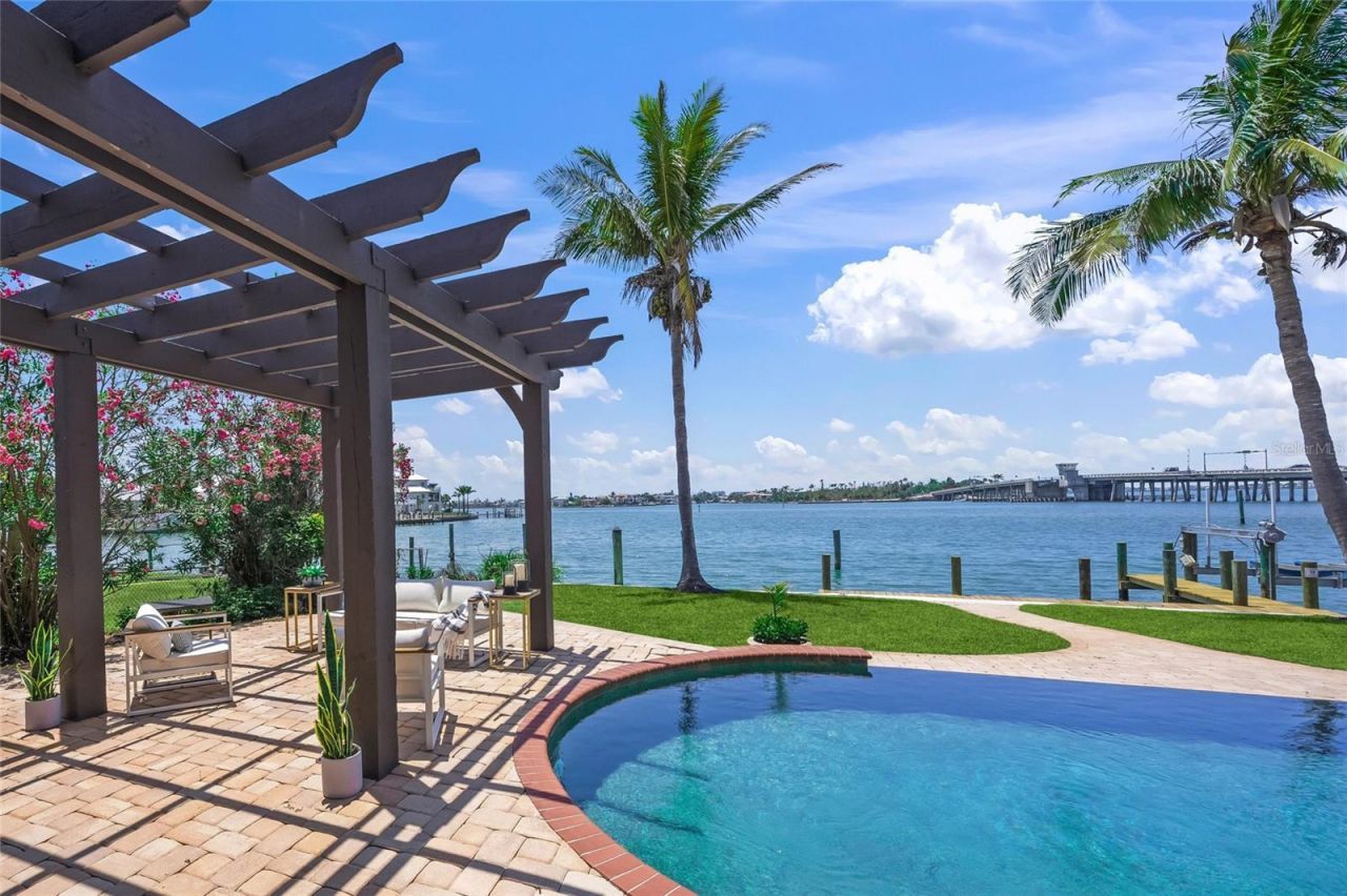 3576 San Remo Terrace, Sarasota, FL 34239 Photo