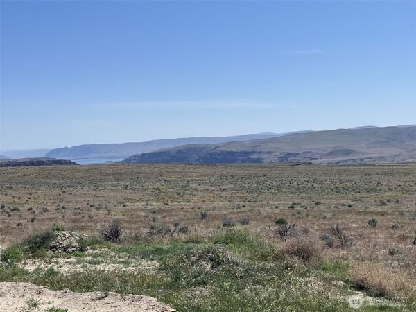 23290 SW Sage Loop, Quincy, WA 98848