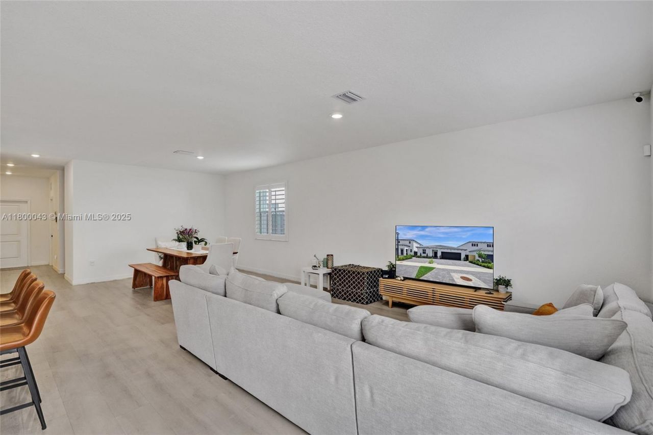 14836 SW 162nd St, Miami, FL 33187 Photo