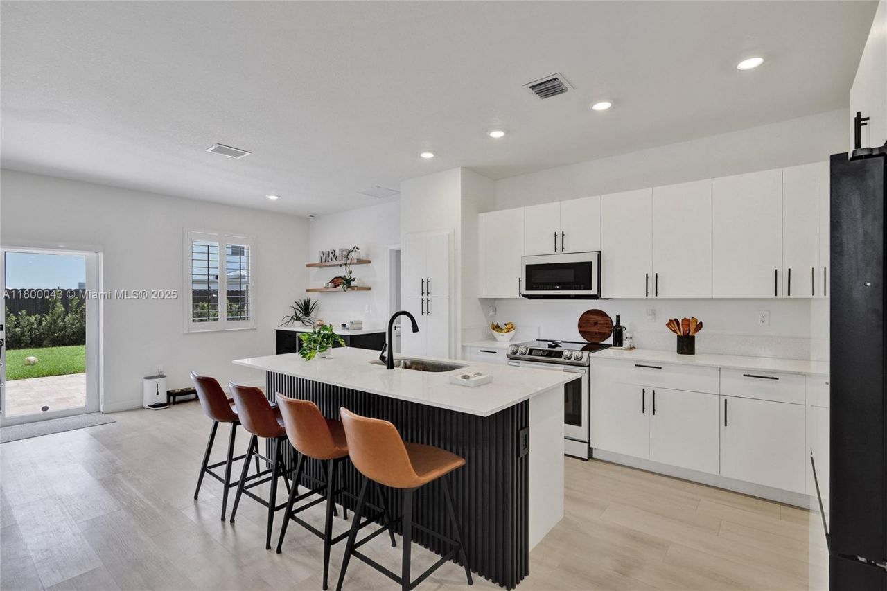 14836 SW 162nd St, Miami, FL 33187 Photo