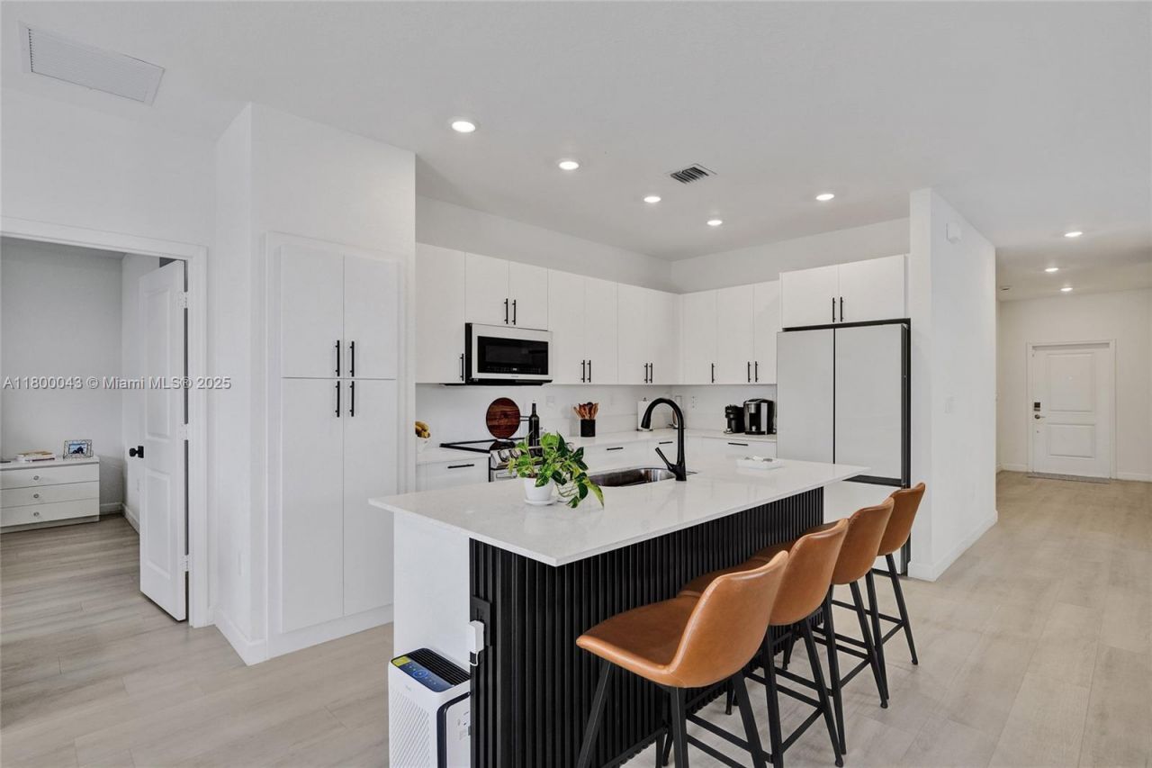 14836 SW 162nd St, Miami, FL 33187 Photo