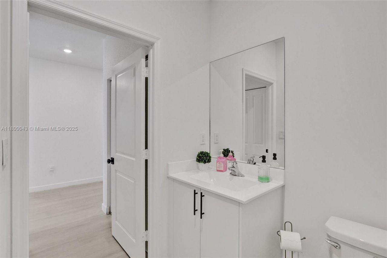 14836 SW 162nd St, Miami, FL 33187 Photo