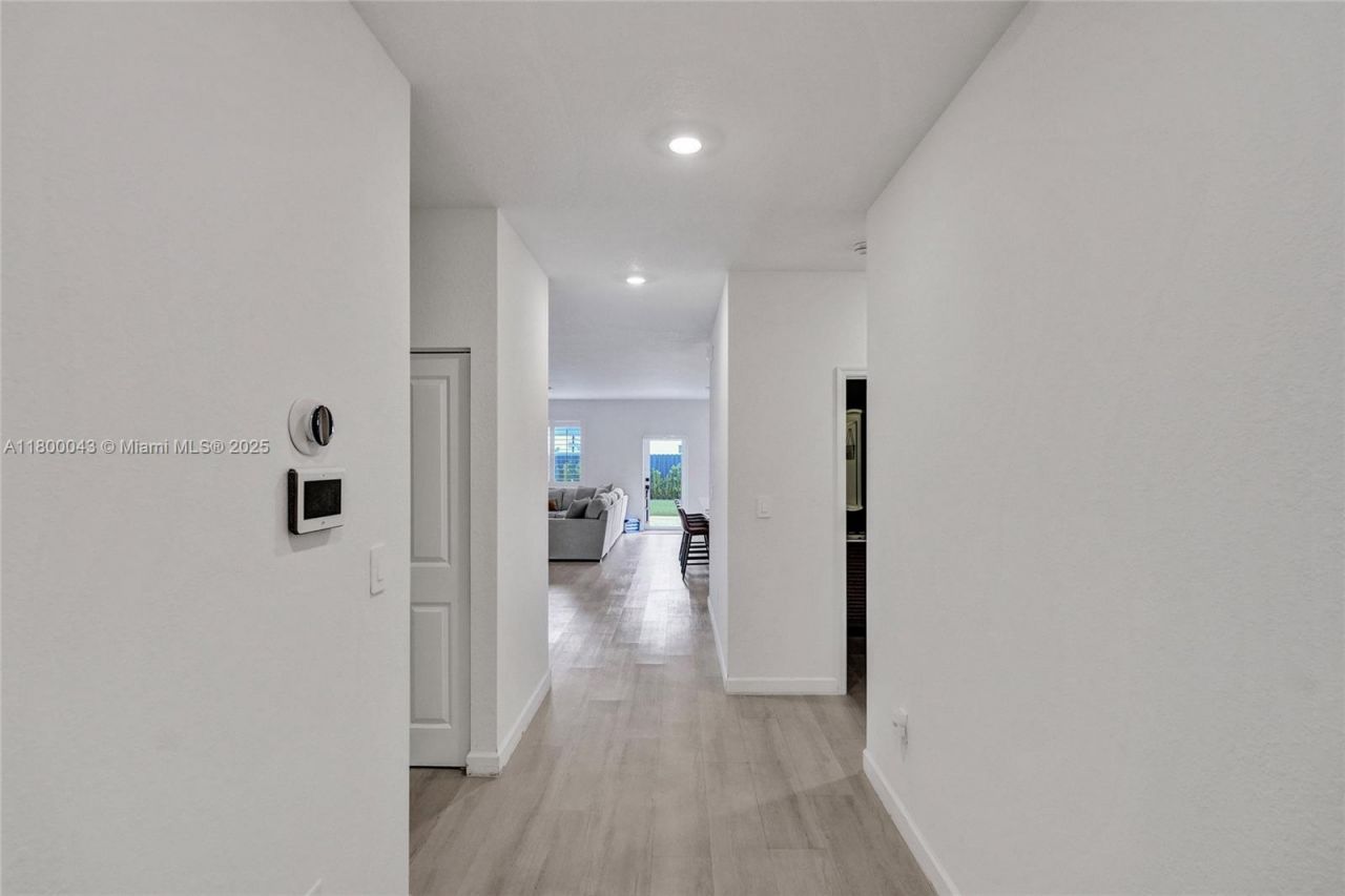 14836 SW 162nd St, Miami, FL 33187 Photo