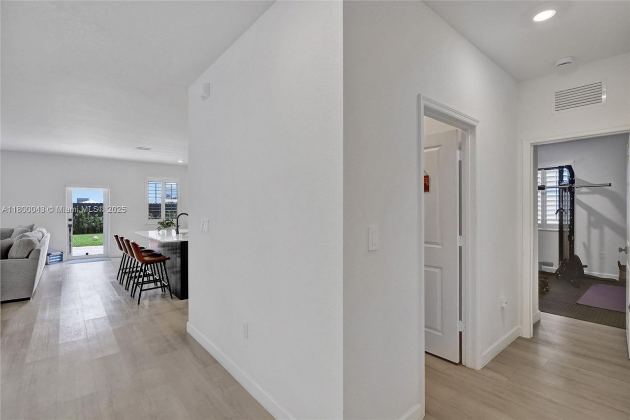 14836 SW 162nd St, Miami, FL 33187 Photo