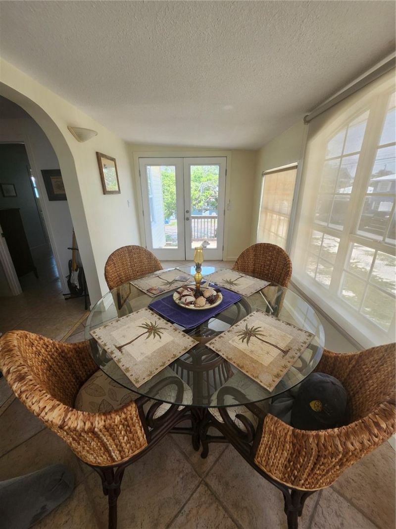 300 N 22nd Street, Bradenton Beach, FL 34217 Photo