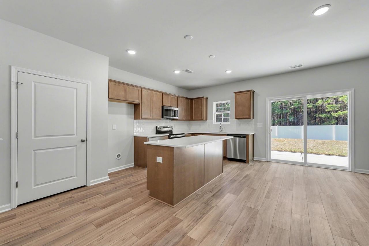 1113 Hainer Place Dr Photo 12