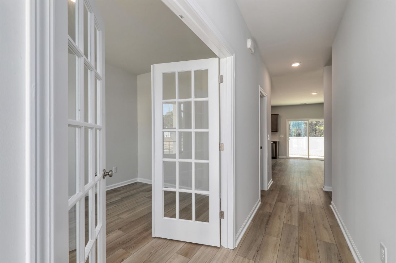 1113 Hainer Place Dr Photo 6