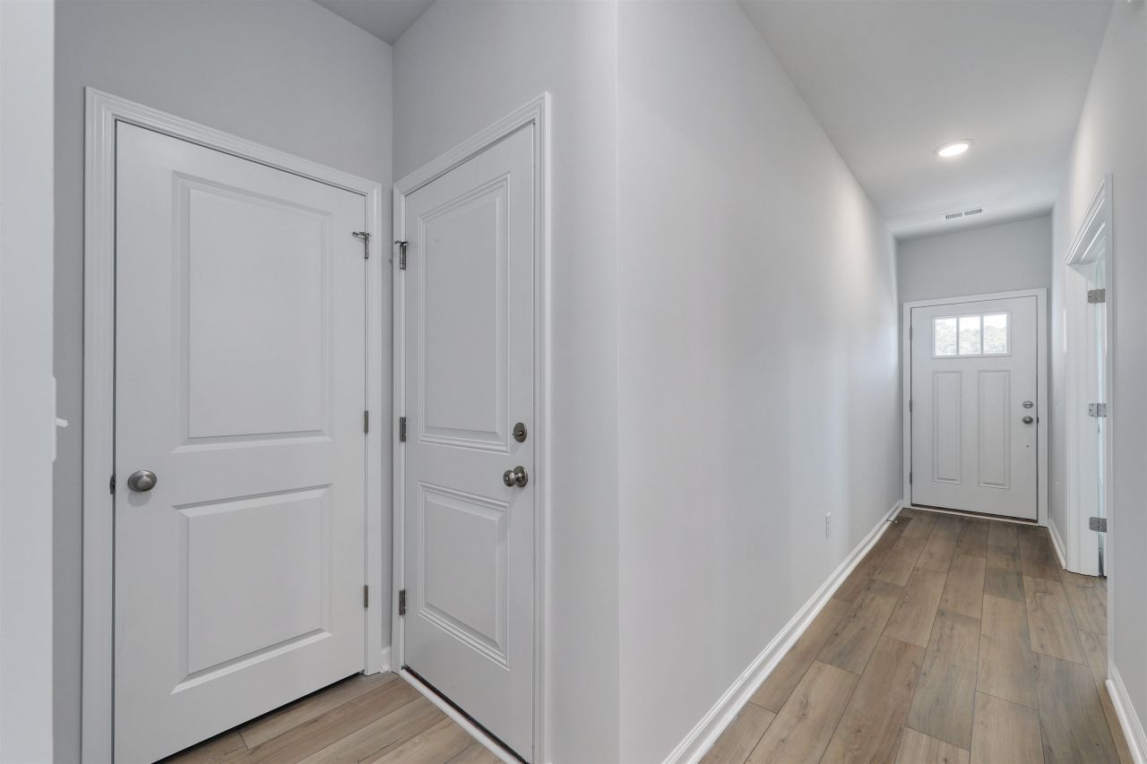 1113 Hainer Place Dr Photo 9