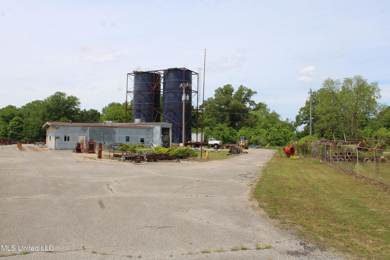 9490 Highway 178, Olive Branch, MS 38654 Main Photo