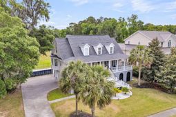 1711 Indigo Island Drive photo 4