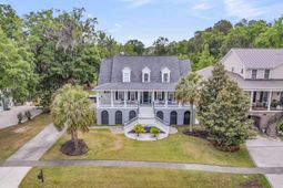 1711 Indigo Island Drive photo 4