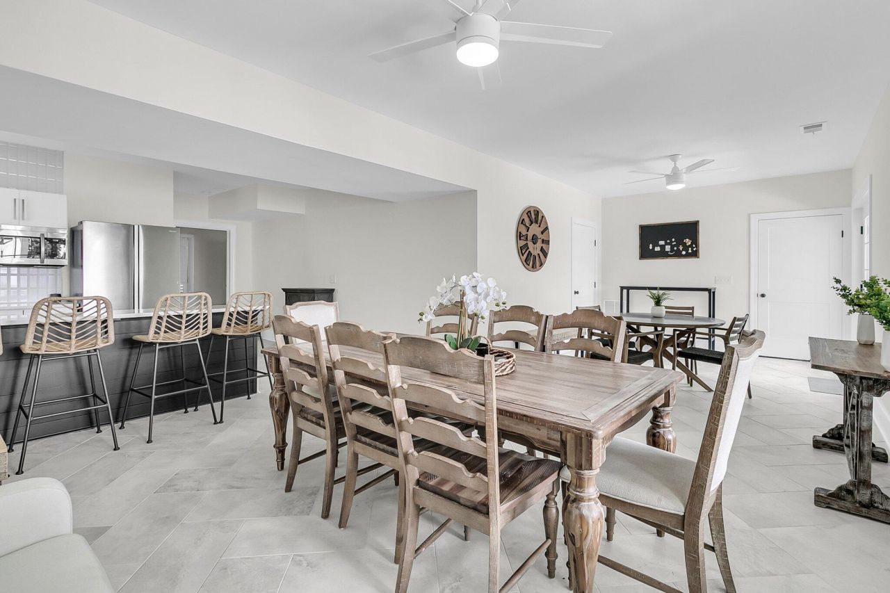 1711 Indigo Island Drive Photo 32