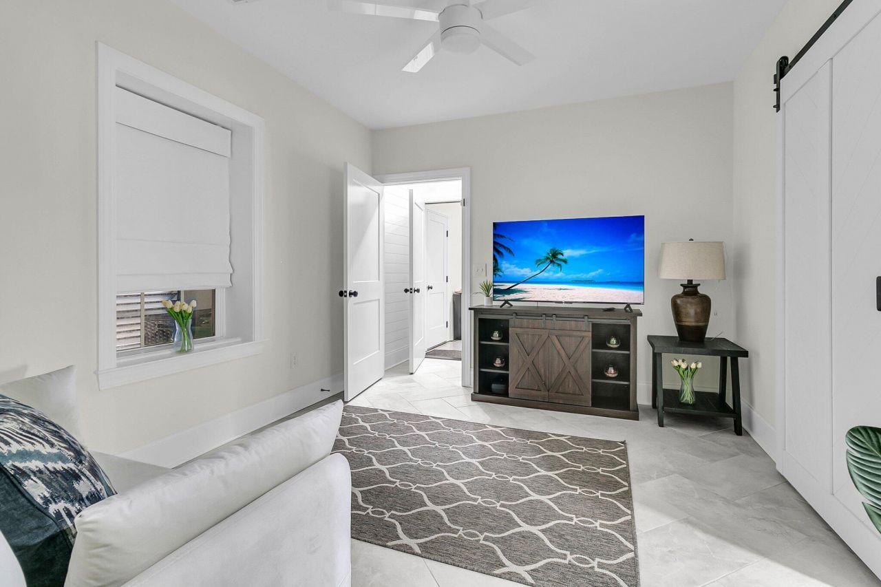 1711 Indigo Island Drive Photo 35