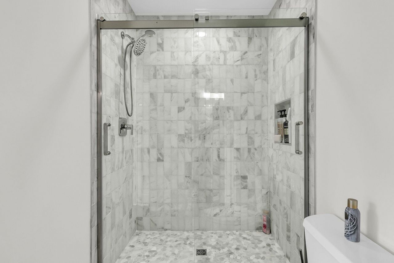 1711 Indigo Island Drive Photo 38