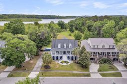 1711 Indigo Island Drive photo 4