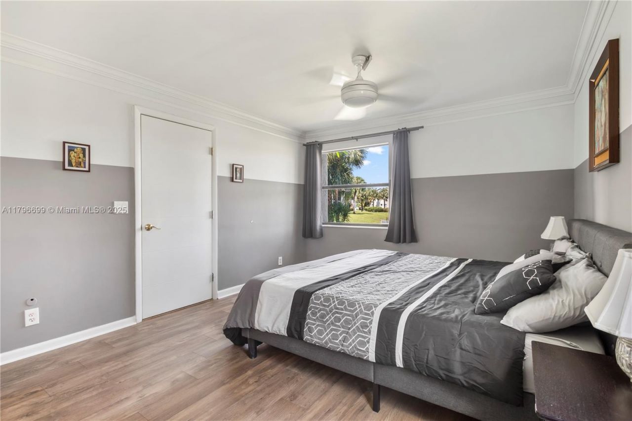 22053 Palms Way, Unit 106, Boca Raton, FL 33433 Photo