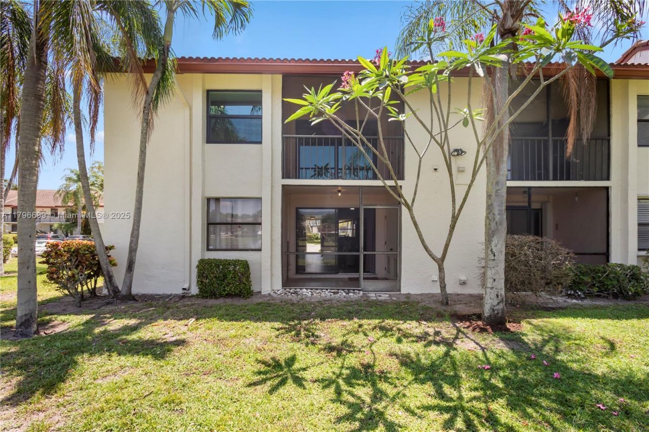 22053 Palms Way, Unit 106, Boca Raton, FL 33433 Photo