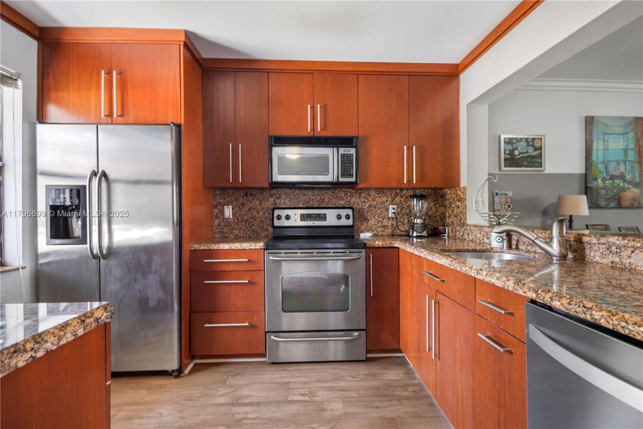 22053 Palms Way, Unit 106, Boca Raton, FL 33433 Photo