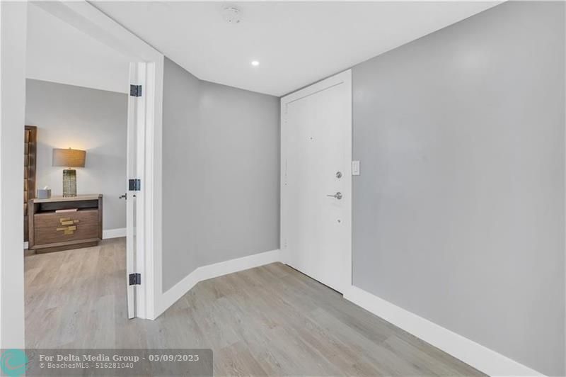 888 Intracoastal Drive, Unit 14F, Fort Lauderdale, FL 33304 Photo