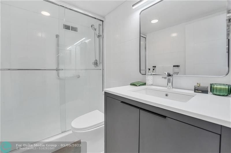 888 Intracoastal Drive, Unit 14F, Fort Lauderdale, FL 33304 Photo