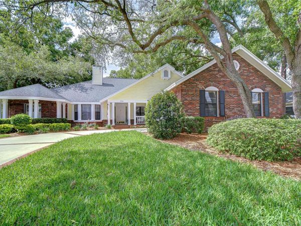 124 BARRINGTON DRIVE, BRANDON, FL 33511