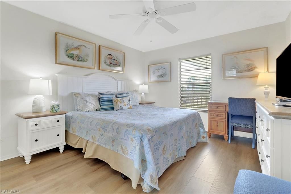 600 Neapolitan Way, Unit 345, Naples, FL 34103 Photo