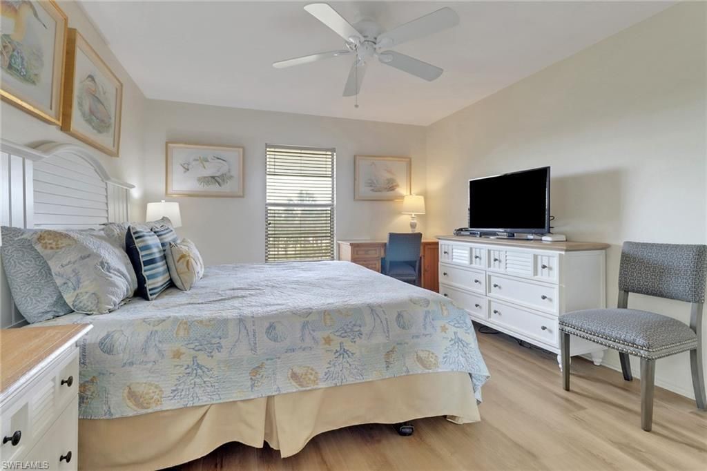 600 Neapolitan Way, Unit 345, Naples, FL 34103 Photo