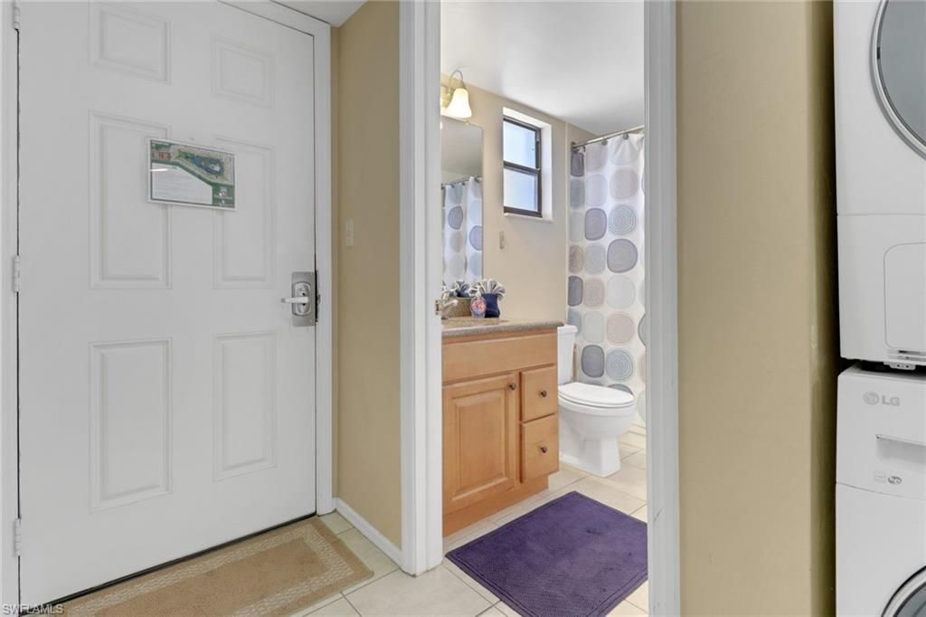 600 Neapolitan Way, Unit 345, Naples, FL 34103 Photo