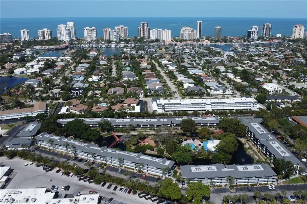 600 Neapolitan Way, Unit 345, Naples, FL 34103 Photo