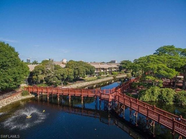 600 Neapolitan Way, Unit 345, Naples, FL 34103 Photo