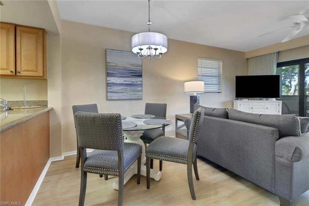 600 Neapolitan Way, Unit 345, Naples, FL 34103 Photo